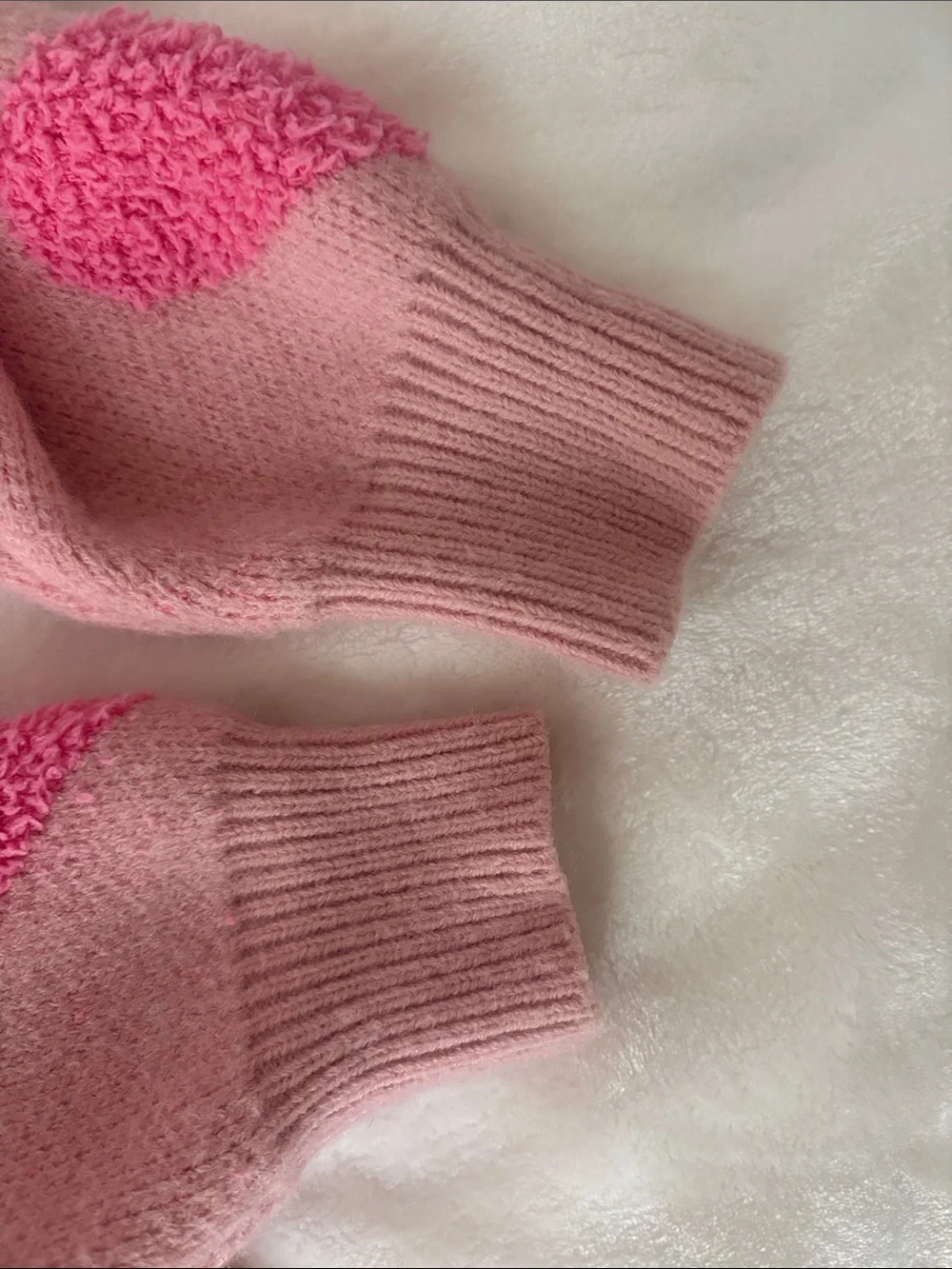 Women's Pink Heart-Pattern Crewneck Knit Sweater Like New